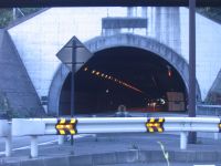 �����̃g���l��