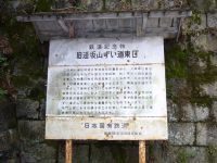 ������R����������